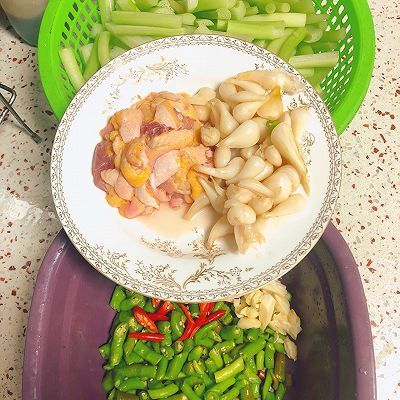 芋头苗|芋头苗炒鸭