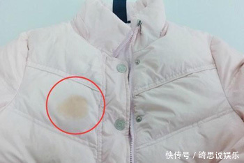 冬天洗衣服在水里加一点小东西，连搓都不用搓，干净如新