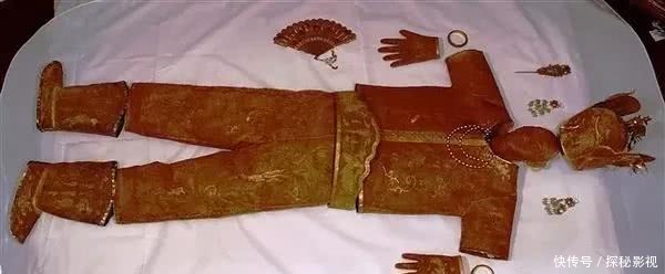 不感兴趣|辽国萧太后的寿衣,专家估值34亿,为何盗墓贼对其却不感兴趣
