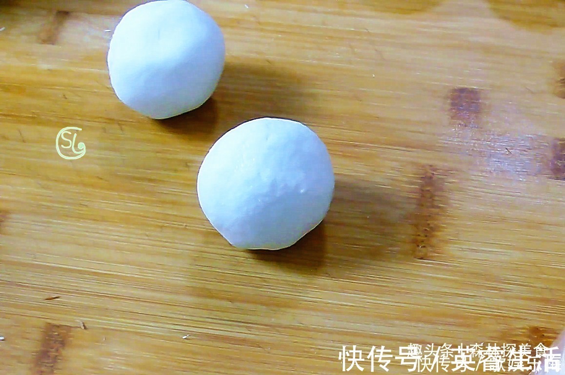 香甜|糯米粉教你懒人做法，既是甜点又是早餐，香甜软糯，特好吃