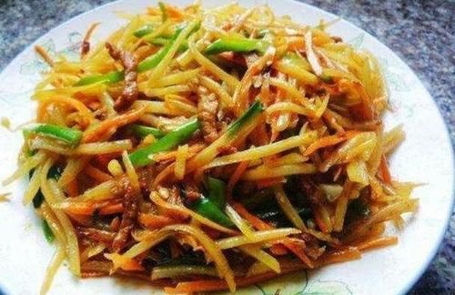  优选|美食优选：酸菜鱼，鱼香胡萝卜丝，手撕鸡，椒盐大虾的做法