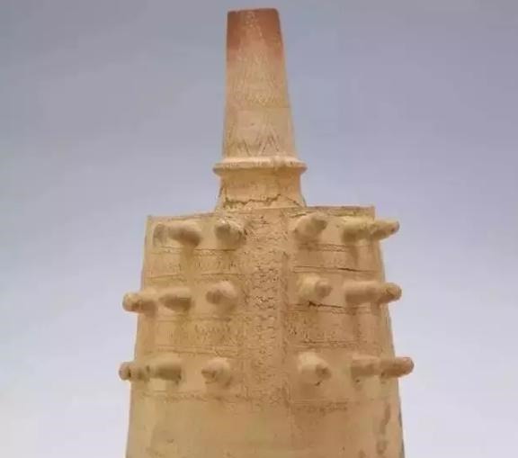 误认为|国宝差点扔掉!2200多年战国水晶杯,刚出土被误认为现代玻璃杯