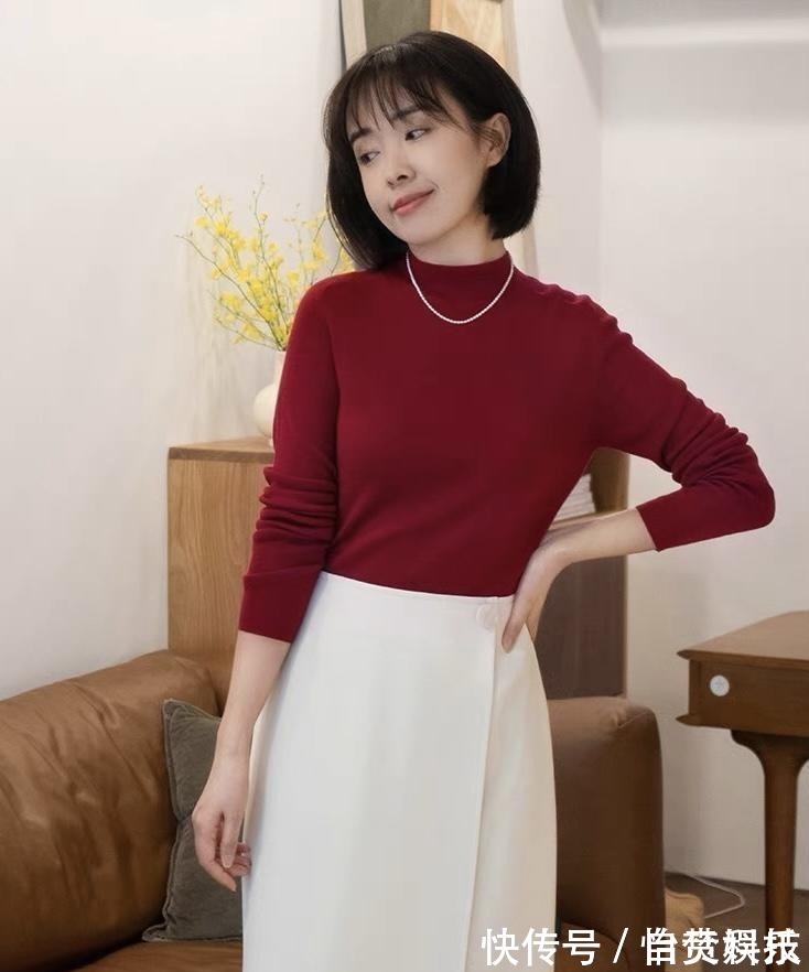 part 40岁女人多穿“纯色上衣”,记住这3个搭配思路,气质远胜同龄人