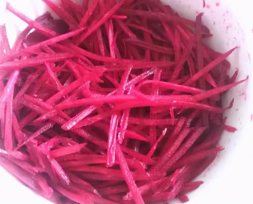 女性想要抗衰老，试试以下食物，能祛除皱纹，淡斑延缓衰老