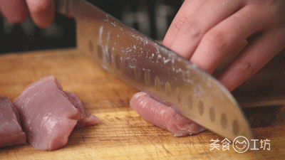 豆腐|豆腐的经典吃法，3个人一大锅，顶饱