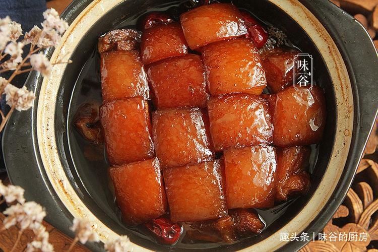 简单|家传20年的红烧肉做法,不放水不加盐,还不用炒糖色,简单更好吃