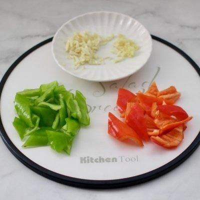 #白色情人节限定美味#山药木耳炒双椒