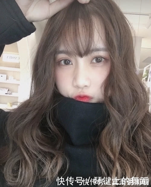 卷发 大圆脸、方脸女生福音!几款时髦发型了解下,显瘦可不止一点