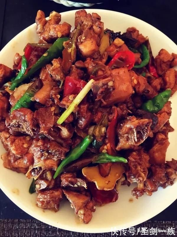 亲朋好友|中秋节家里聚餐,这12个有荤有素的家常菜,亲朋好友吃得开心又舒心