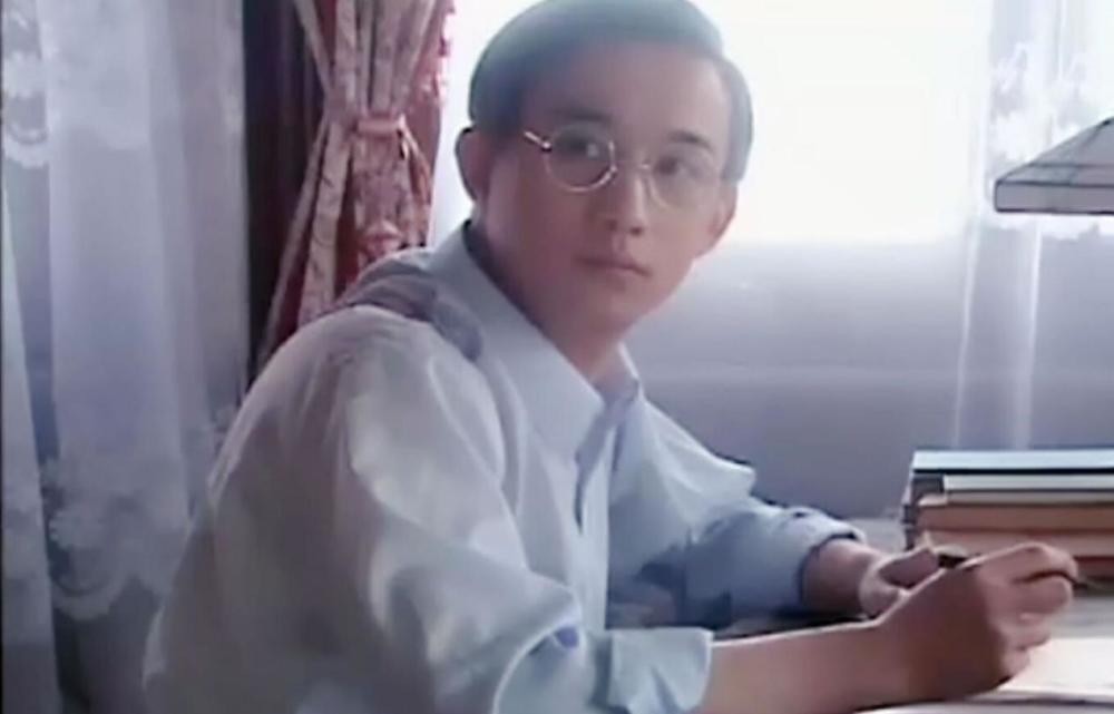 徐志摩|看徐志摩从离婚到再婚,勇敢表白的她被拒绝,回家选择与丈夫分居