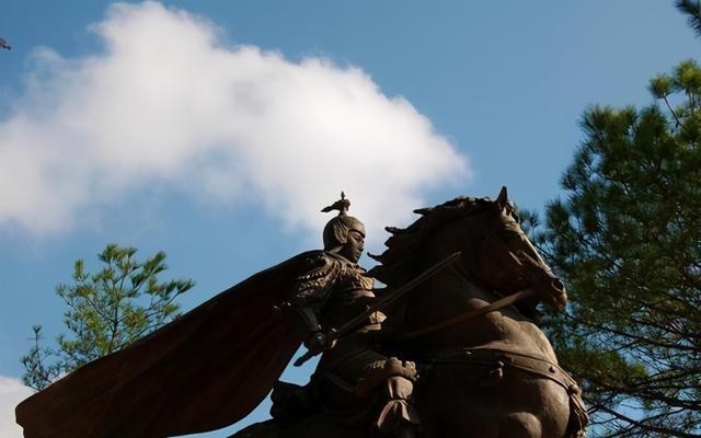 秦良玉|古代唯一有传记的女将,载入正史名垂千古,死后同时发丧48处