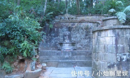 守墓人&一家族世代看守一座陵墓,不谈墓主人身份,原来是一皇帝墓