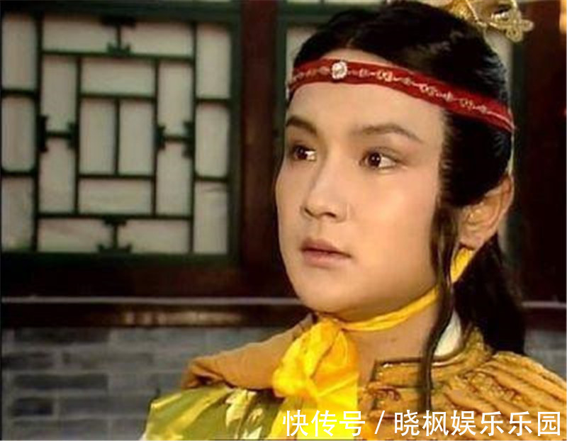 警幻仙姑!红楼梦:难怪贾宝玉和秦钟相见恨晚,你看秦钟代表了谁?