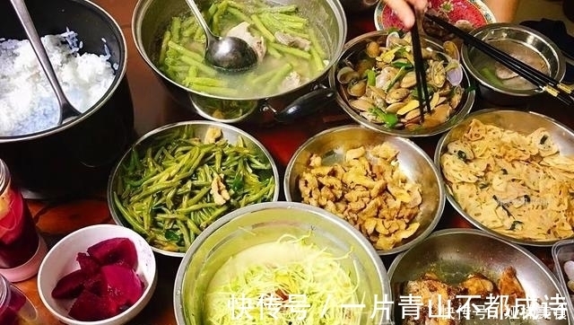 肉片|88岁的外婆，每天吃4个硬菜，14天不重复，样样美味可口