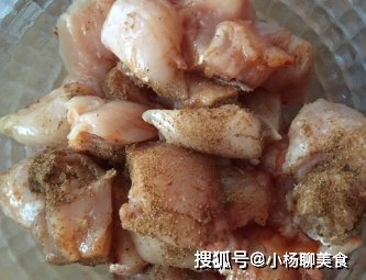 阿堂君|北方醋焖鸡经典美食，关键在于醋味，大厨教你一招，食醋秒变香醋