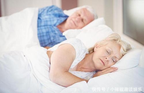 神经内科主任：失眠不可怕，每天多做2件小事，总算能睡个好觉了