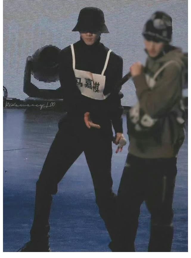 時(shí)代少年團(tuán)TMEA盛典彩排照