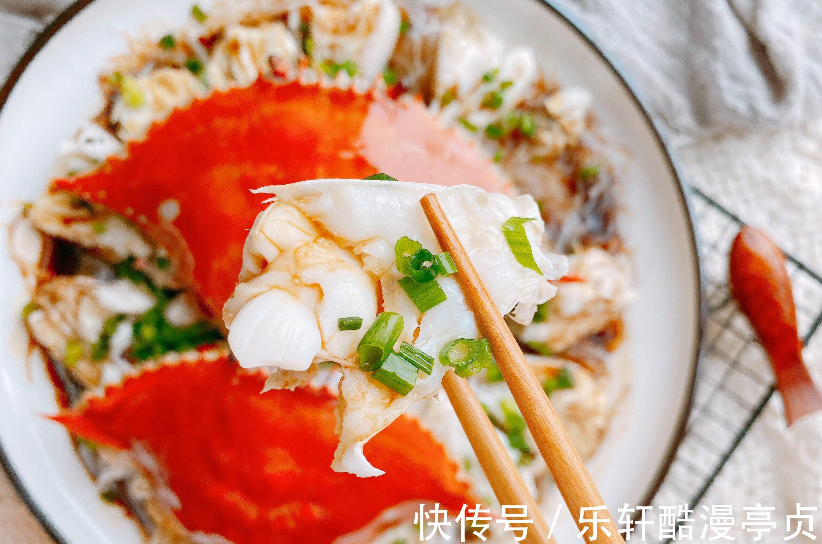 葱油梭子蟹|江浙沪时令菜“葱油梭子蟹”,掌握2点,肉质细嫩,鲜得掉眉毛