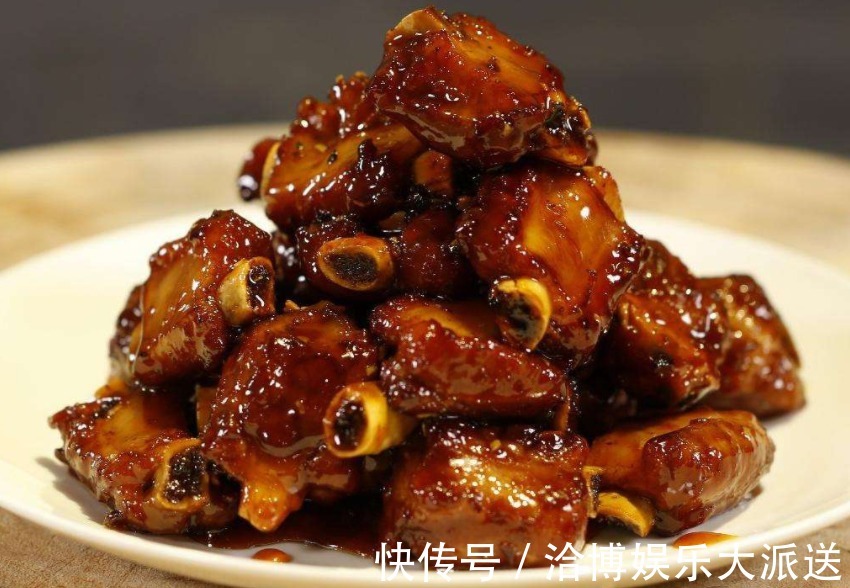 就要过年了,几道超级硬菜,让年夜饭吃的津津有味,家人更开心!