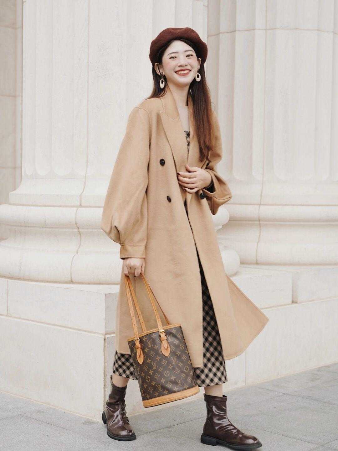 裙装|今年冬季流行“露腿”,显瘦显高还时髦,这才是女孩子该有的打扮!