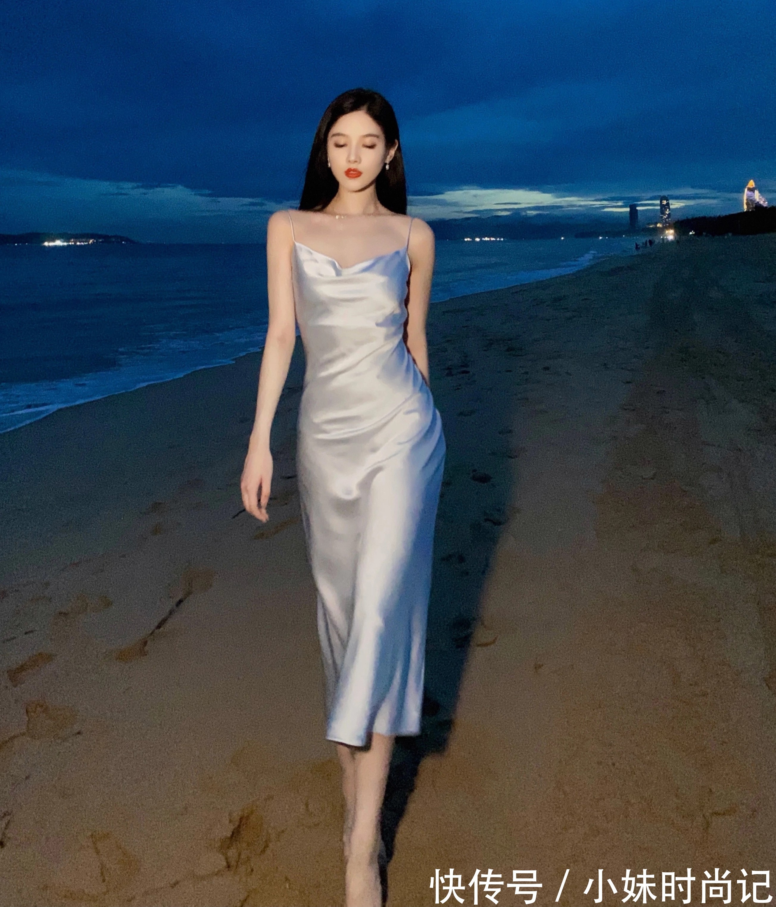 肩带|法式荡领吊带连衣裙,穿出完美性感曲线