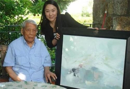 国外|发妻卖嫁妆送他留学,他却定居国外娶学生,临终:只想见前妻一面