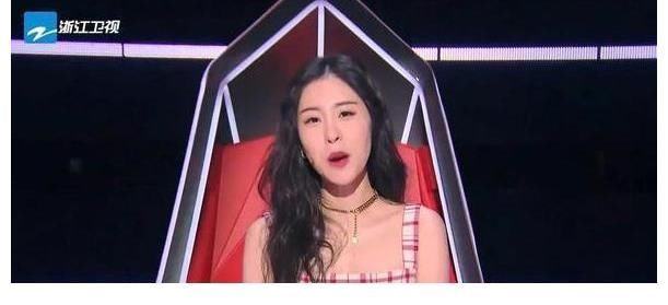 中国好声音|王靖雯现身好声音,光看长相,还以为是毛不易来了