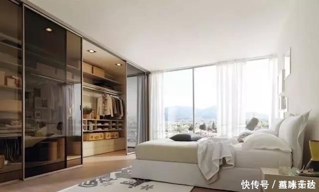 占地|越来越多人衣柜不装移门，现在流行用这种代替，好看又不占地