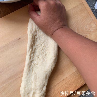 #2021亲子烘焙组——“焙”感幸福#手揉炼乳面包