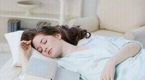 父母|孩子到了这个年龄必须分床睡,特别是男孩,这关系到孩子的一生