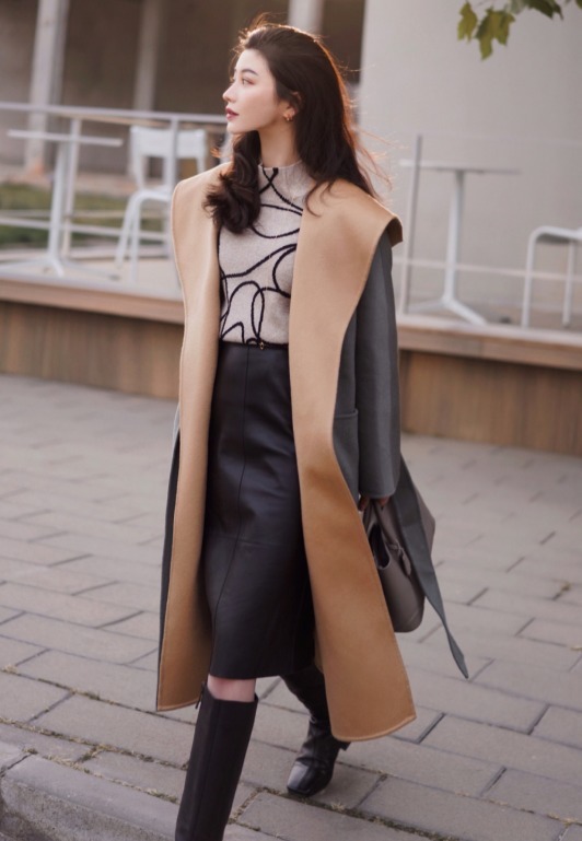 皮革 冬季,大衣别配百褶裙了,试试这几条流行款,遮肉显瘦还耐看!