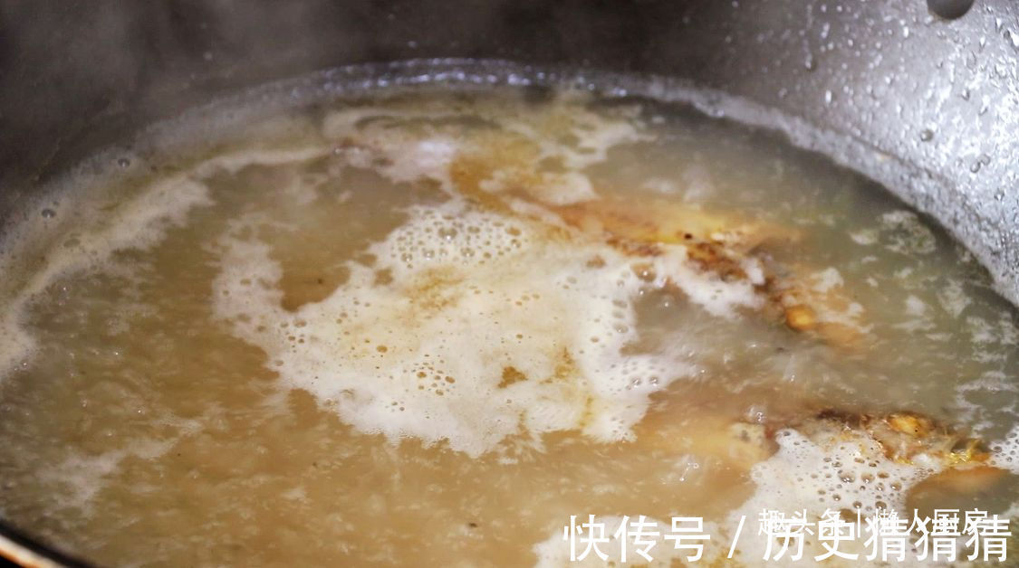 面条|立秋后，碰到这碗面条别手软，学会可以开店，好不好吃就在这碗汤