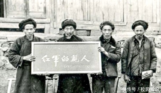 参加|一位农民冒死救下开国将军,多年后将军来报恩,农民只提一个要求