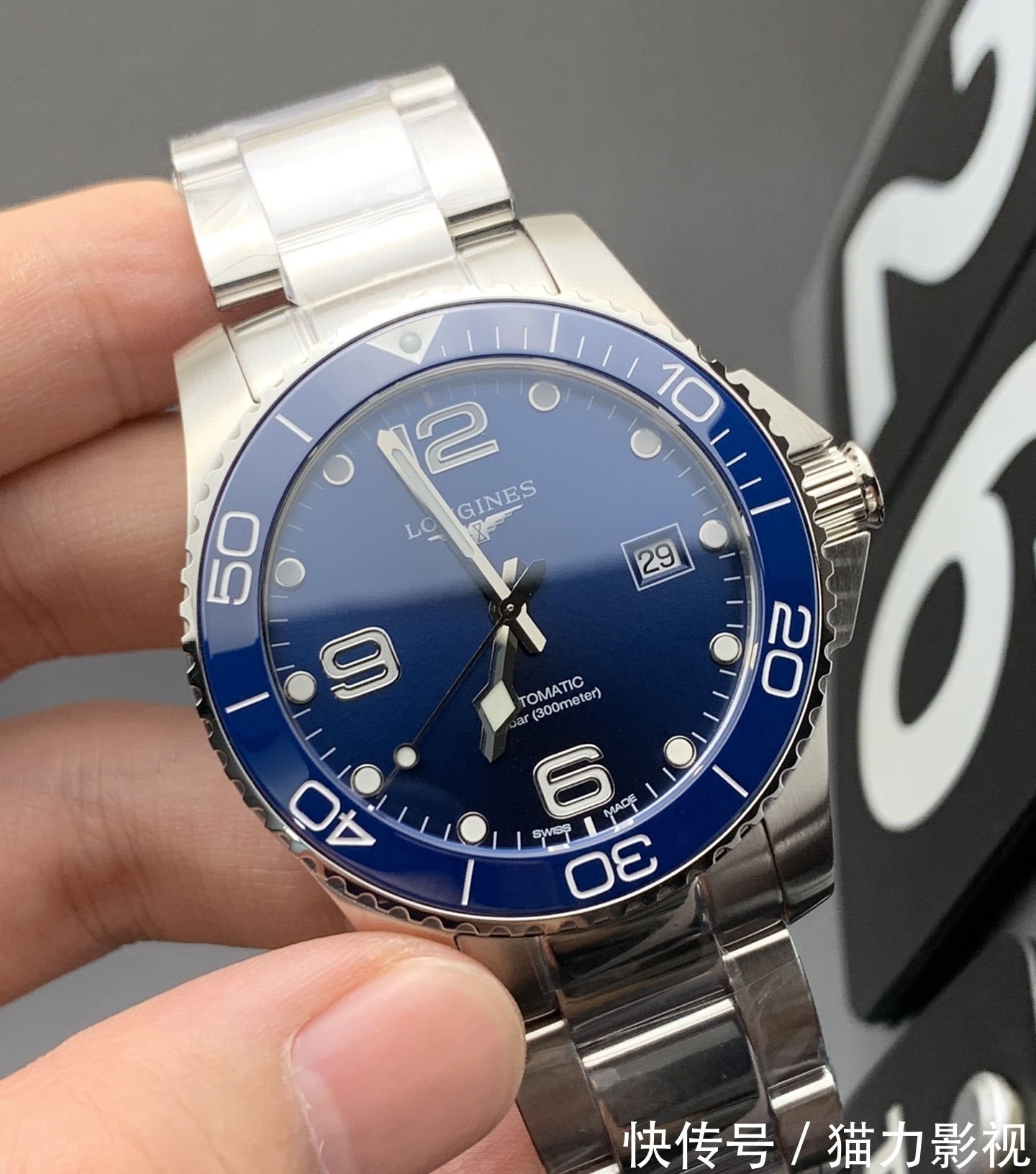 腕表|大富说表:ZF康卡斯 水中霸主附带全新间金配色