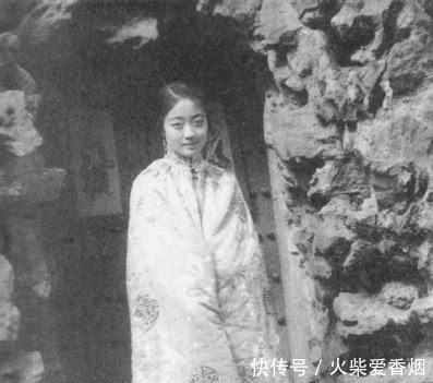 清朝|清朝老照片真实的皇后,别再让电视剧给骗了!