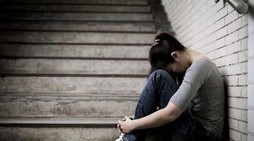 失眠|失眠的“天然克星”被发现，睡前喝一点，告别失眠，酣睡到天亮