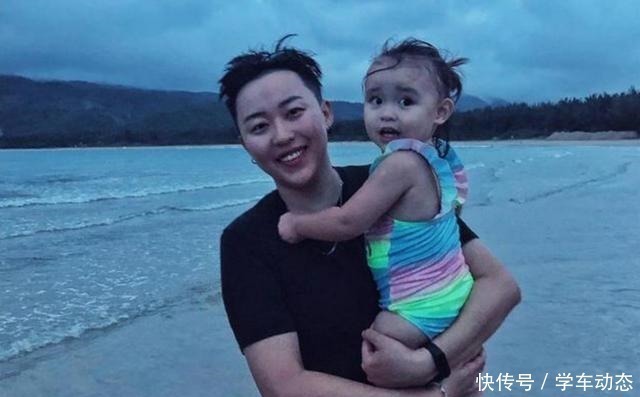 西瓜|“你是从西瓜里蹦出来的”砸50万生5国混血宝宝的妈妈如今怎样!