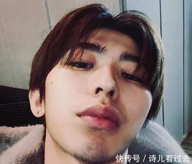 蔡徐坤|跑男蔡徐坤再次封神,晒素颜胡子拉碴脸蜡黄,粉丝赠爱称“俊渣”