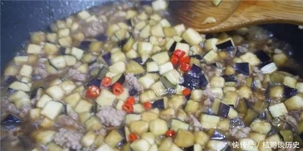 茄子总是炒不好?原来因为这个!一学就会!