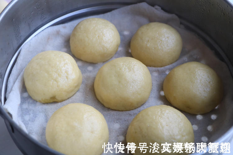 玉米面|早餐别吃包子馒头，试试新做法，好吃不长胖，2天不吃就馋