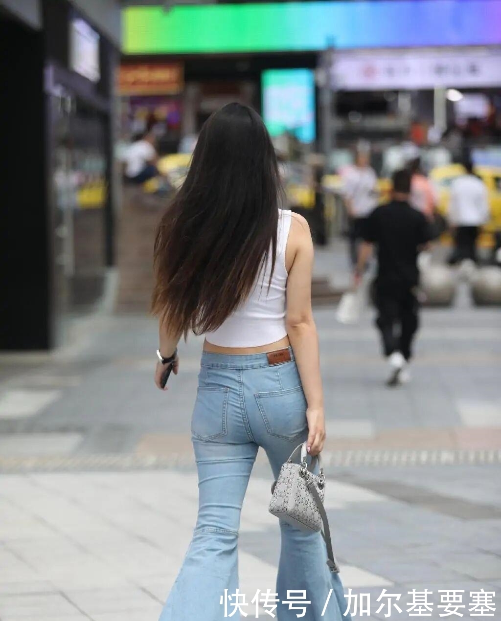 胯大肩宽|不为所动!“沙漏型”身材穿搭要讲究,一不小心就丢了“面子”!