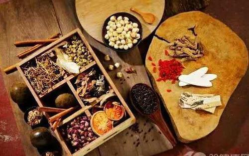 配伍|一张能“收月经”的老方子！治月经提前、量大、色深，造福女人