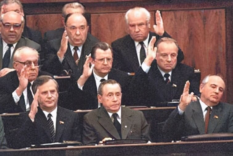 库尔久科夫|赫鲁晓夫执政后，曾加大对中国援助，为何当时外长葛罗米柯反对？