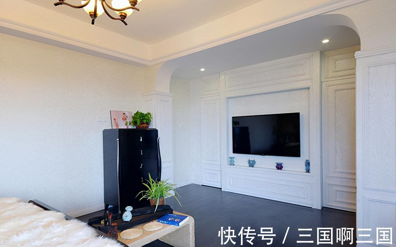 空间|美式别墅的独特韵味,客厅没有电视也很美,复古和浪漫并存