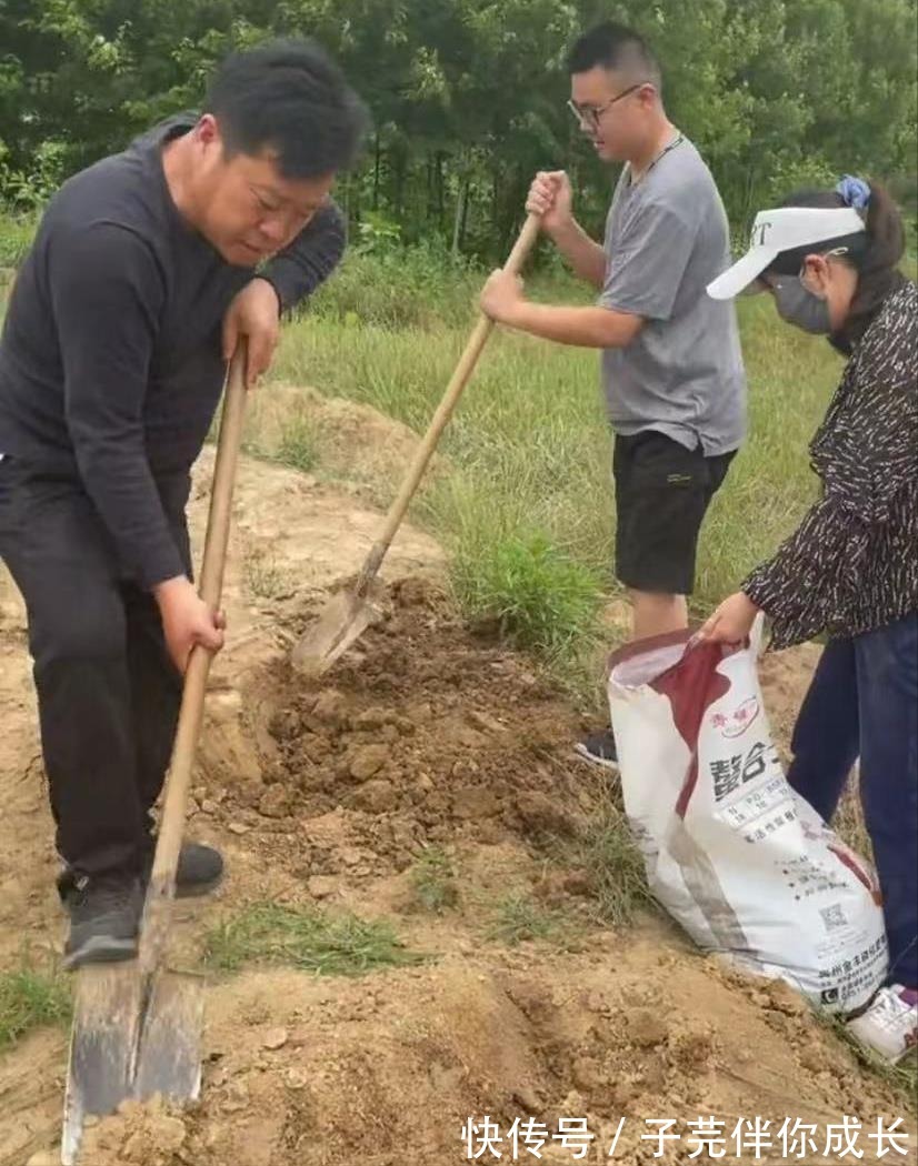 3种不同的母爱,姚威的3个妈妈,他更心疼的是许妈