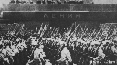 莫斯科|二战期间,朱可夫在莫斯科路边拾到一个本子,心里泛起一阵凉意