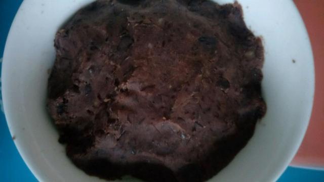 中式|中式特色糕点蛋黄酥，一口咬下酥到掉渣，秘诀全在这1招
