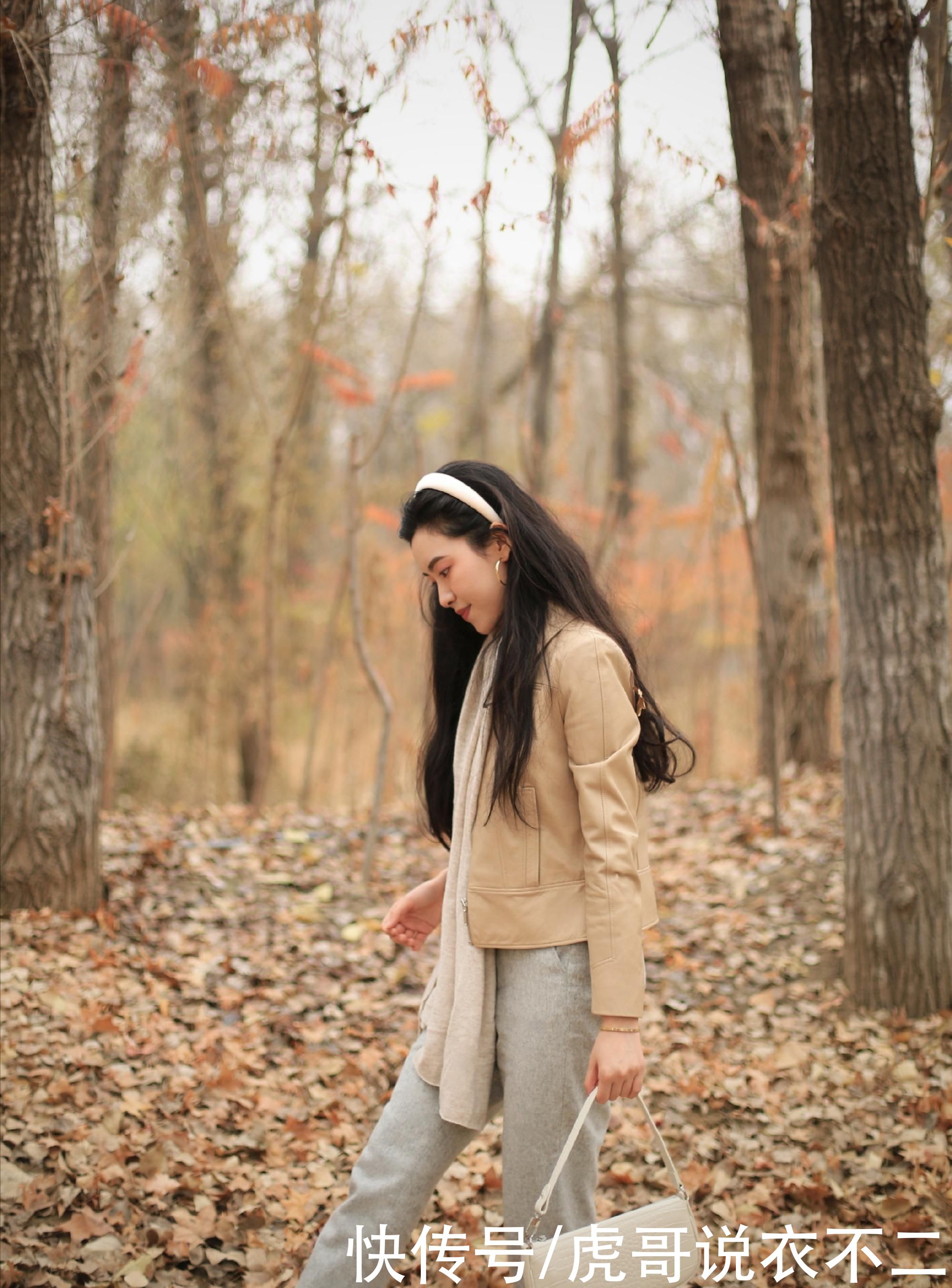 40岁女人穿对衣服“隐藏”年龄,优雅大气的穿搭,直接照着穿