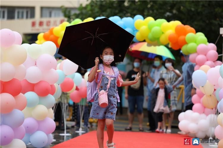 李霞|幼小衔接 提前适应 青岛立新小学开展一年级新生培训