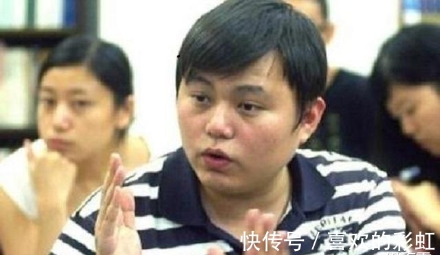 明朝那些事儿#22岁公务员“一书封神”,3年赚4100万,跻身作家富豪榜